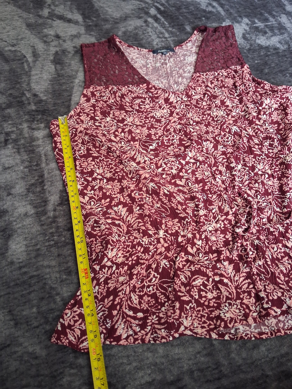 Angels Maroon Floral Sleeveless Top Womens XL Button Accents - Picture 8 of 11